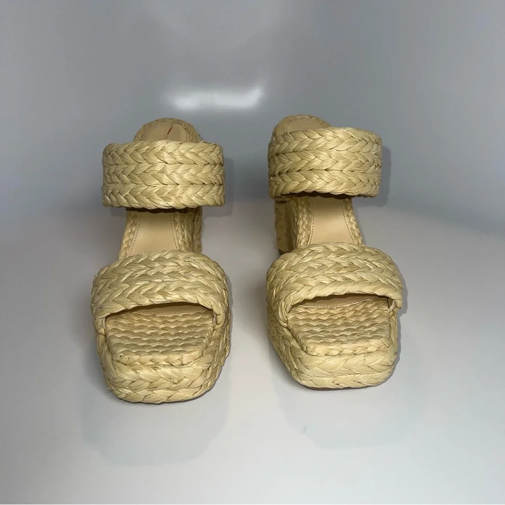 BOTTEGA VENETA Canalazzo Raffia Heeled Sandals Size 42(12) MSRP: $1,550